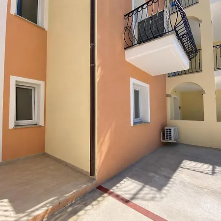 Sèm Chì, La Perla Dei Due Mari Appartamento La Maddalena (Sassari)